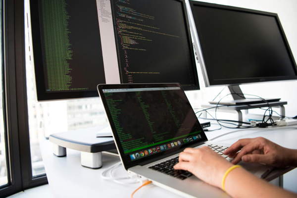 豐泰工業科技申請液冷散熱大功率LED燈具專利，大幅度提升大功率LED燈具的散熱能力